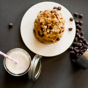 Vegan Chocolate Chip Cookies